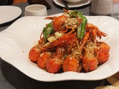 蒜香小龙虾-虾胡闹龙虾馆(湄南河店)