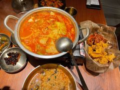 泡菜肥牛部队锅-春熙台韩国料理·章鱼肥牛(西丽店)