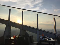 -FLAIR顶层餐厅酒吧(浦东丽思卡尔顿酒店)