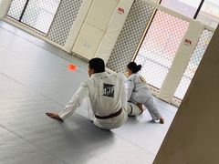 -EFL巴西柔术·综合格斗·泰拳·少儿体能训练(虹桥德必馆)