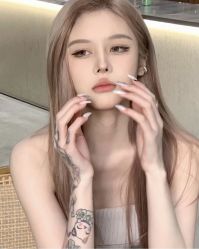 -藤野造型烫发染发