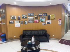 -雅悦齿科(顾村公园店)