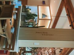 -蜜桃餐厅·伴山(湖滨商业街店)