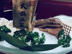 -左庭右院鲜牛肉火锅(金山万达店)