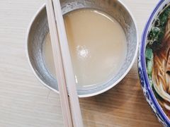 -镇南锅盖面馆(解放路店)