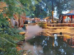 -二荆条·蜀鲜汇城市森林火锅