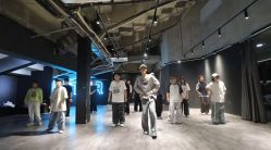 点击看大图 -CASTER跳舞俱乐部