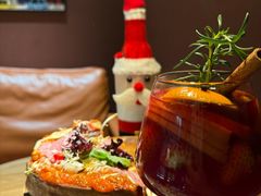 -Dragon Pizza•圆脸龙披萨·牛排餐厅