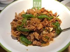 -费大厨辣椒炒肉(万家丽一店)