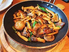 橄榄油煎三种菇-庆春朴门