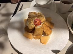 -珈境湖畔餐厅·湖北菜·江浙菜•樱花季(西北湖店)