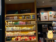 -星巴克臻选(华堂·新辰汇店)
