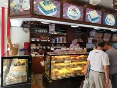 -红宝石·鲜奶小方·海派西点房(南丹店)
