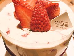 -山与蓝·轻糖鲜果蛋糕(勒泰店)