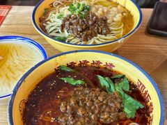 -二娃邓板凳面(解放碑店)