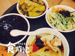 -舌尖尖传统小吃(万达店)