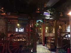 -吴氏老牌坊云南鱼豆花火锅店(通江街店)