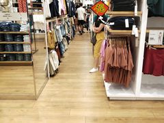 -优衣库(东莞东城万达广场店)