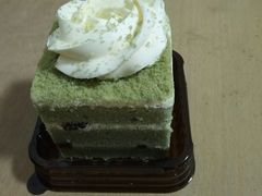 -红宝石·鲜奶小方·海派西点房(南翔店)