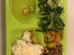 -同济大学本部学苑饮食广场