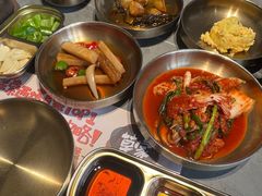 -草家酱蟹炭火烤肉店(珲春南路一店)