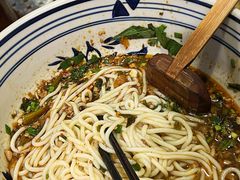-蜗牛小馆醉乡民谣云南菜(惠新西里店)