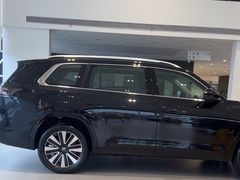 -上海冠松上汽大众4S店