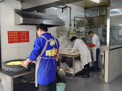 -牛味十足传统美食(凤凰西街店)