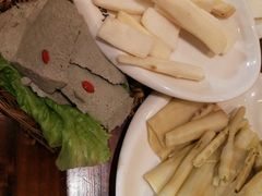 -香佰里鲜货火锅(佳乐金街店)