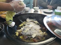 -屯老二农家铁锅炖·行业领军者(梅江店)