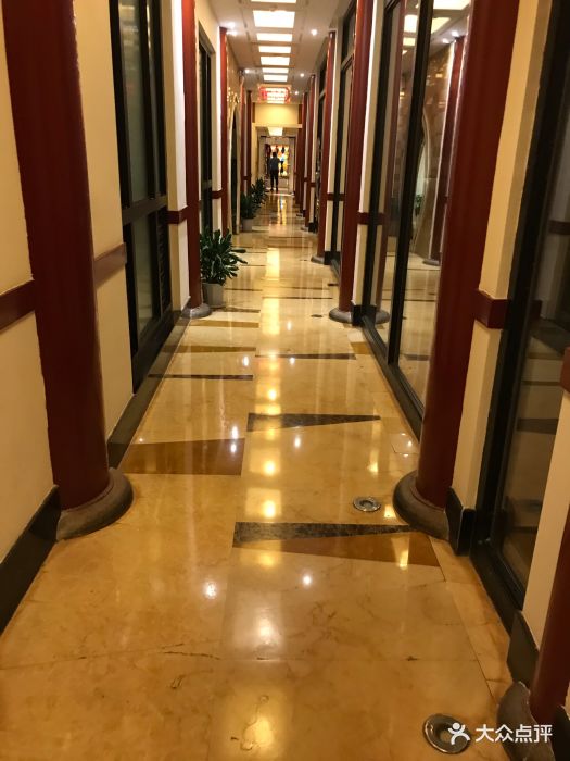 王府花园酒店-大堂-环境-大堂图片-西安美食-大众点评网