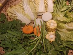 -尚尚仙·酸汤猪手·猪肚鸡火锅(华联万柳购物中心店)