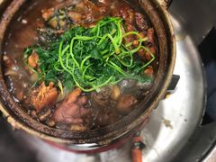 -渝君重庆火锅(嘉宾路店)