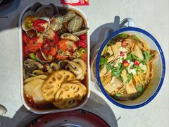-华府九号海鲜烧烤大排档(龙域店)