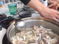 -喃喃椰·糟粕醋·椰子鸡火锅(七堡花园店)
