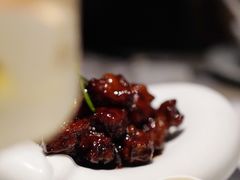 -穹六人间 people 6(岳阳路店)