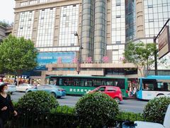 -龙翔服饰城(龙翔大厦店)
