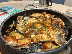 -年辉渔村·非遗传承餐厅(新丰江店)
