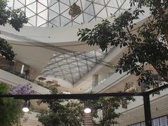 -LuOne凯德晶萃广场(徐家汇路店)