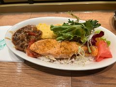 -玛格萝妮比萨屋(四平店)