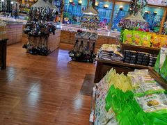 -佳品超市(三亚华庭店)