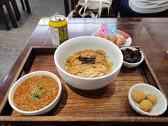 -蟹上黄·蟹黄面·江南糖水(人民广场店)