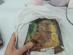 -711便利店(第二儿童医院店)