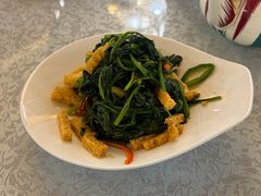 菠菜拌面筋-汗腾格里·风味餐厅(新疆驻京办店)