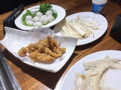 -山城老炮火锅城