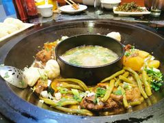 -粘豆包铁锅炖二部(温泉街店)