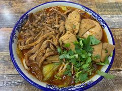 -孙浩特色牛杂面板面(华捷道店)