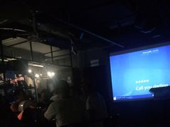 -Mx.cocktail bar