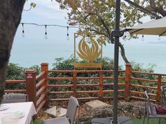 -美人鱼悬崖海景餐厅(鹿嘴山庄店)