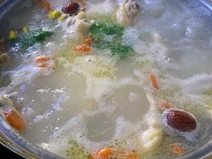 -千岛蚝高压锅生蚝·人参火锅(白云万达店)